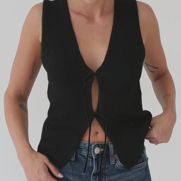 Womens Vintage Knittd Tank Y2k Vest Crop Top Sleeveless V-Neck Open Front Button - Picture 3 of 6
